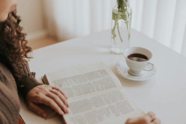 How are UK fashion events promoting women's wellness and inclusion?